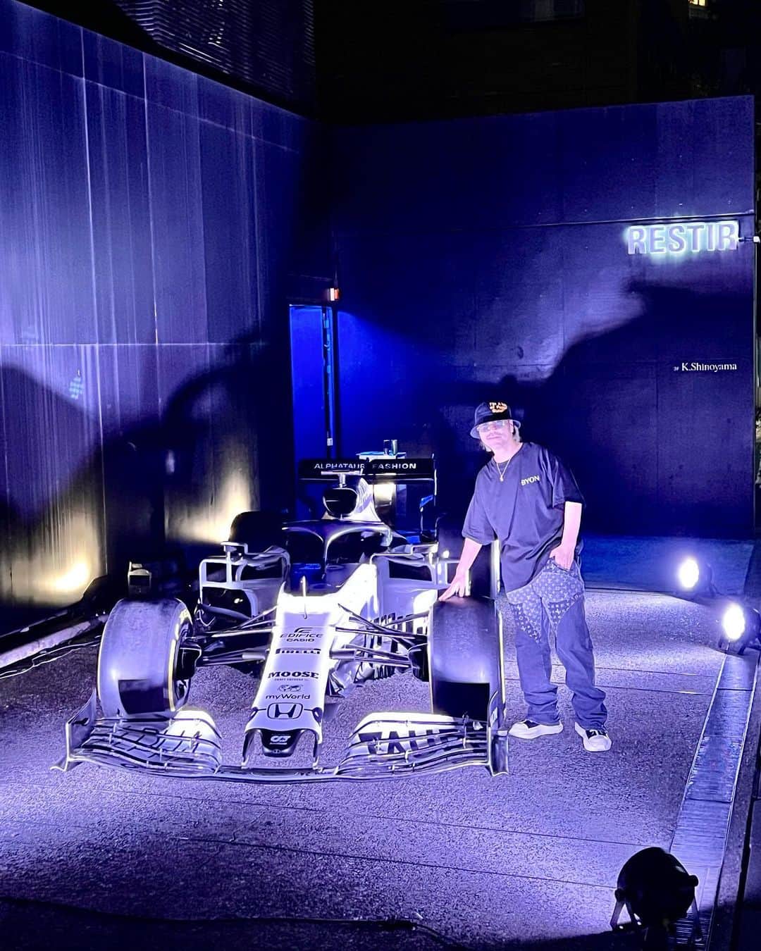 MIHIRO 〜マイロ〜のインスタグラム：「CONGRATULATIONS @ALPHATAURI POP-UP & F1 GRAND PRIX PRE-PARTY AT @RESTIRofficial 🏎️✨✨✨✨✨  📸: @Ison.Kawada ( @impannatore_official )」