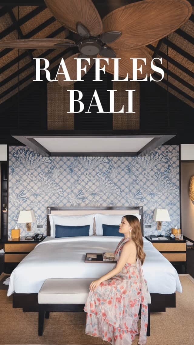 Stella Leeのインスタグラム：「As someone who loves private and quiet moment, @raffles_bali caters to my need. They only offer around 30+ villas, making it very exclusive and serene. You have personalized butler at your service, and turn down service at night where they prepare for your bed as well as late night snacks and tea  The room is spacious at 470sqm with private pool and gazebo, where you can relax without prying eyes. As it’s located in Jimbaran area, you can see sunset directly from your villa or any area in the hotel. It’s also far from any noise, so for anyone who want to recharge and find themselves again would be totally satisfied ✨」