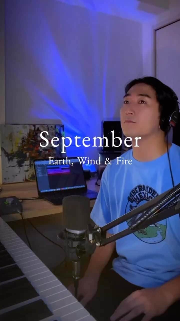 村上佳佑のインスタグラム：「Do you remember？🍂🌉🌕 #september #earthwindandfire #0921 #9月  #murakamikeisuke #村上佳佑 #soulmusic #disco  #cover #singer #japan」