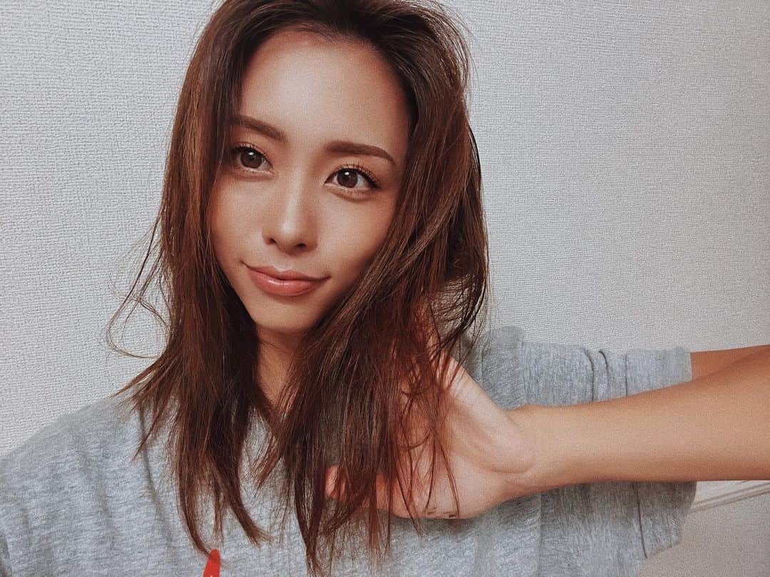 山川 二千翔のインスタグラム：「. 最近またどうぶつの森にハマってる🦦  久しぶりの投稿。こんにちは🌿」