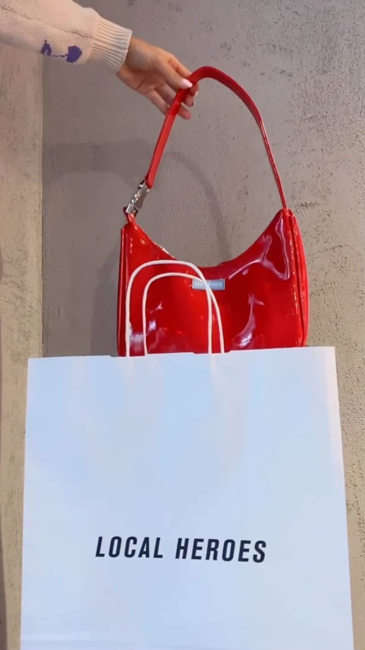 LOCAL HEROESのインスタグラム：「Apple Pay pays for Me 📲💳 / @localheroesstore_warsaw」