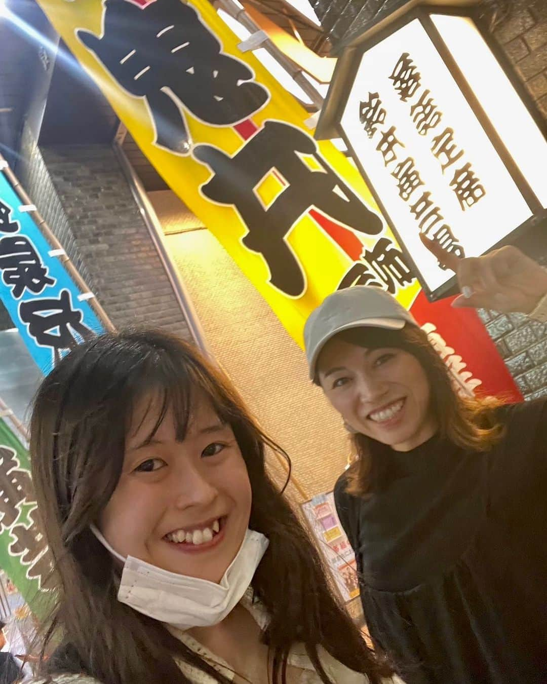 小林アナさんのインスタグラム写真 - (小林アナInstagram)「三遊亭鬼丸ちゃんのトリ姿を観に 鈴本演芸場へ！ 落語はもちろんなのですが 一緒に行った アイドル鳥越さんのスッピンが 面白かったです。」9月19日 20時38分 - genkobiribiri