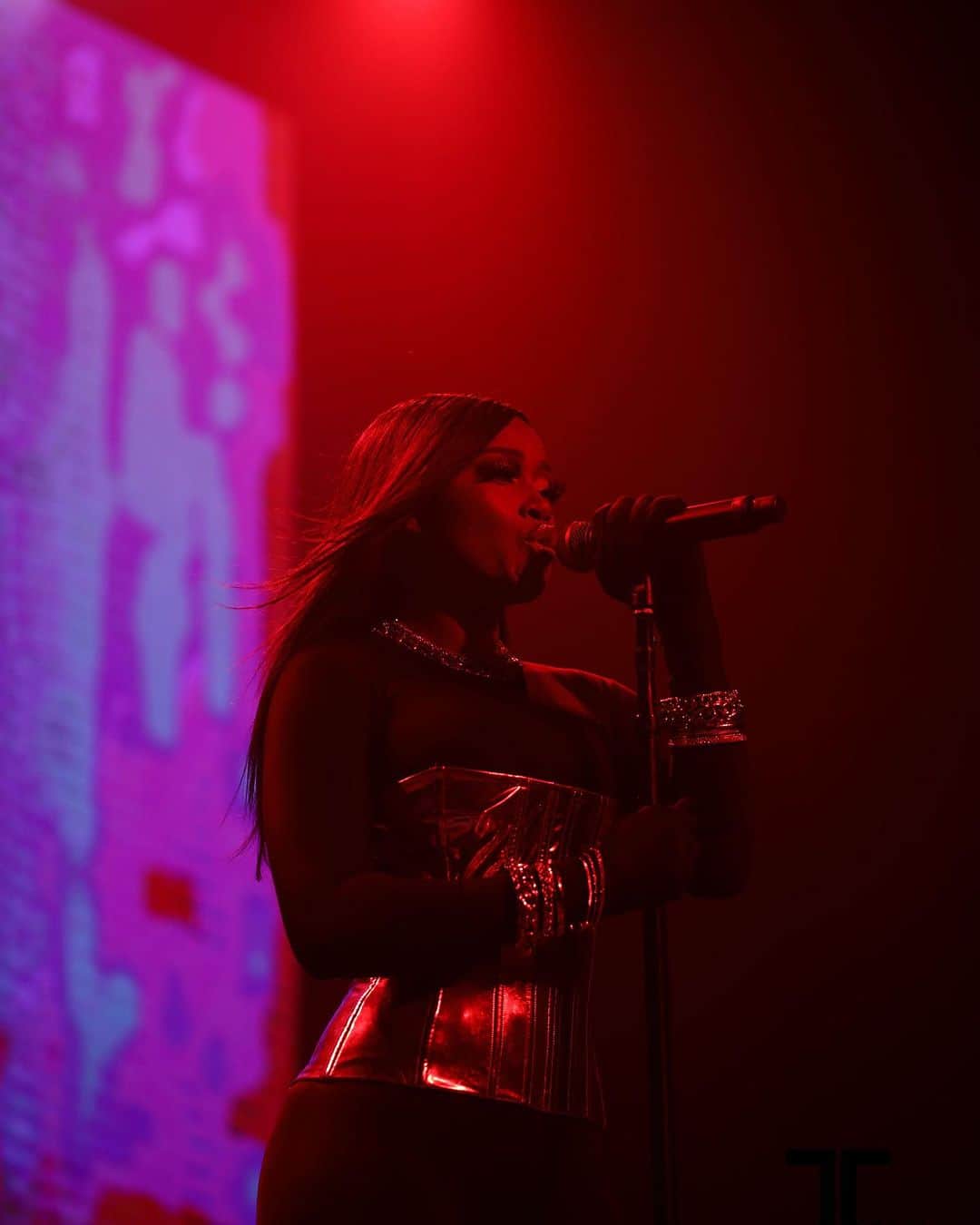 キキ・パーマーのインスタグラム：「You asked to see the boss, so they sent me.   kekepalmer.com/bigbosstour」