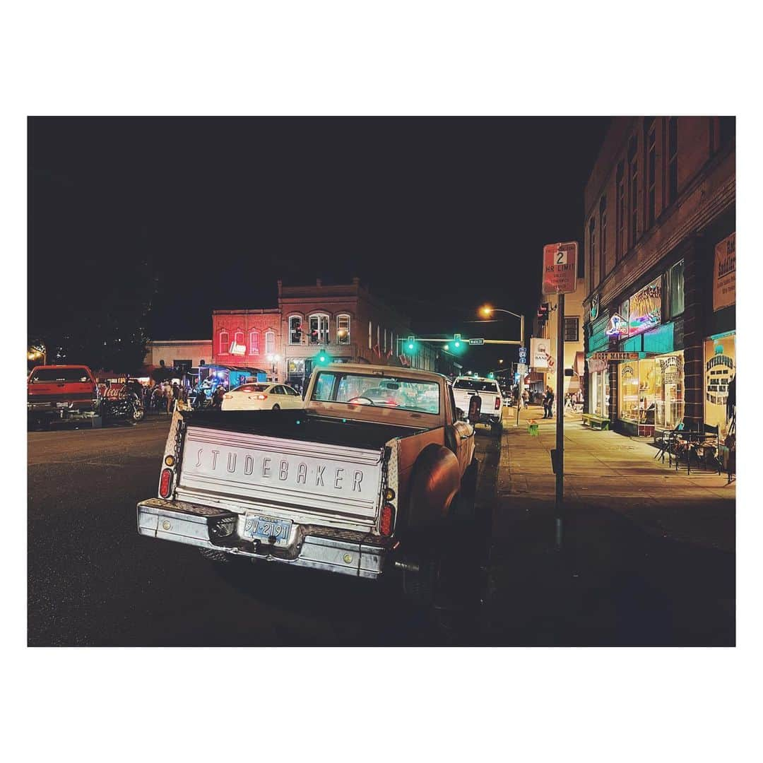 高橋ヨーコのインスタグラム：「Night Strolling after the special Event in Pendleton .」