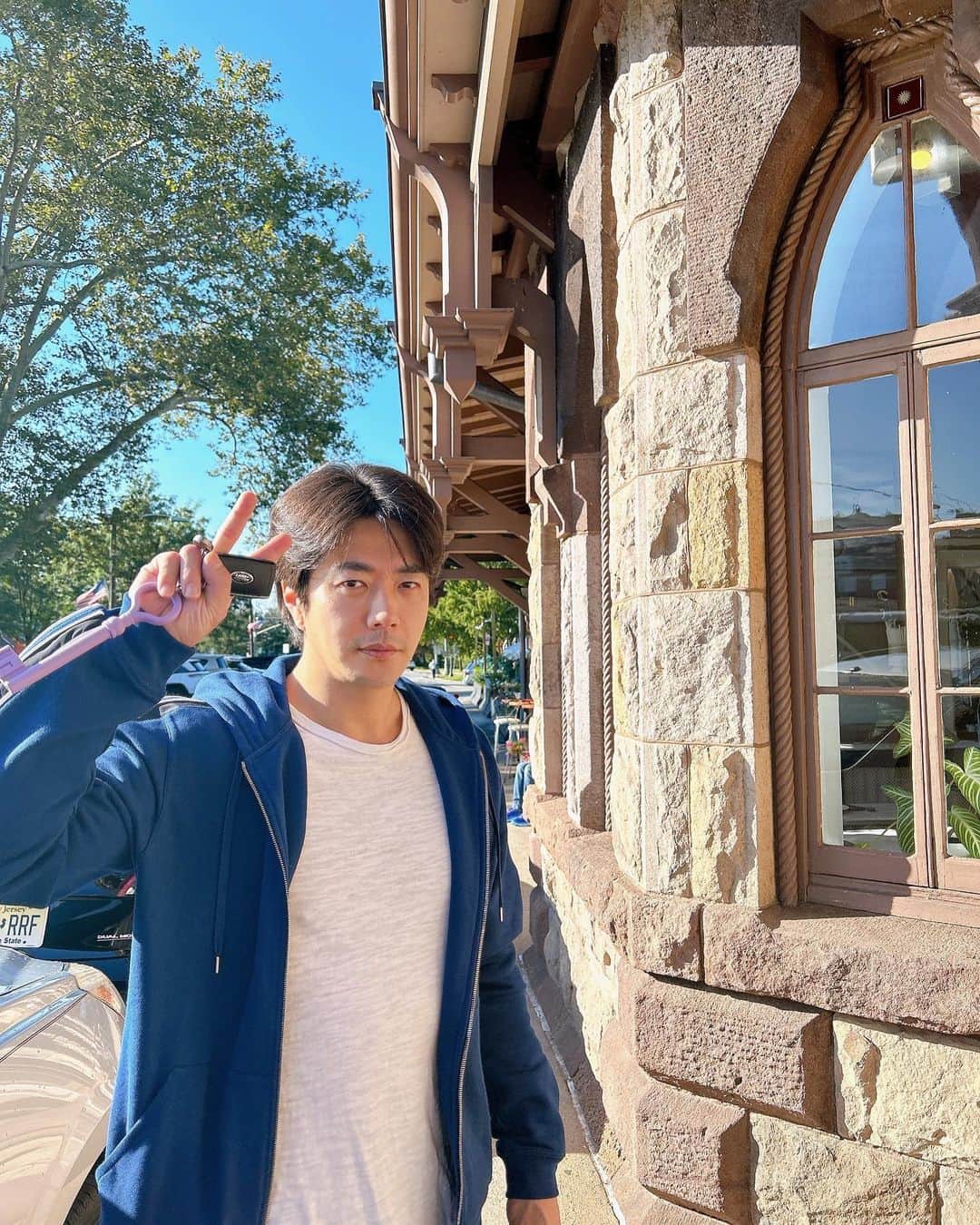 のインスタグラム：「🏡🩷」