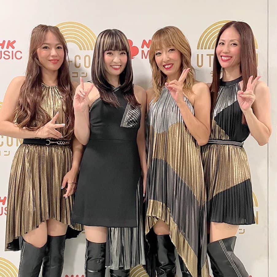 Minaのインスタグラム：「・  NHK『うたコン』 ご覧頂いた皆様 ありがとうございました。 世代によっては 『Ride on time』が98'年の楽曲と知らず 新曲ですか？と そうよねー 25年も前ですもの、、 でも、今でもそんな風に聞いてもらえてるのが 嬉しい☺️ まだまだ、フレッシュで行きますよー  #max#nhk#うたコン#rideontime」