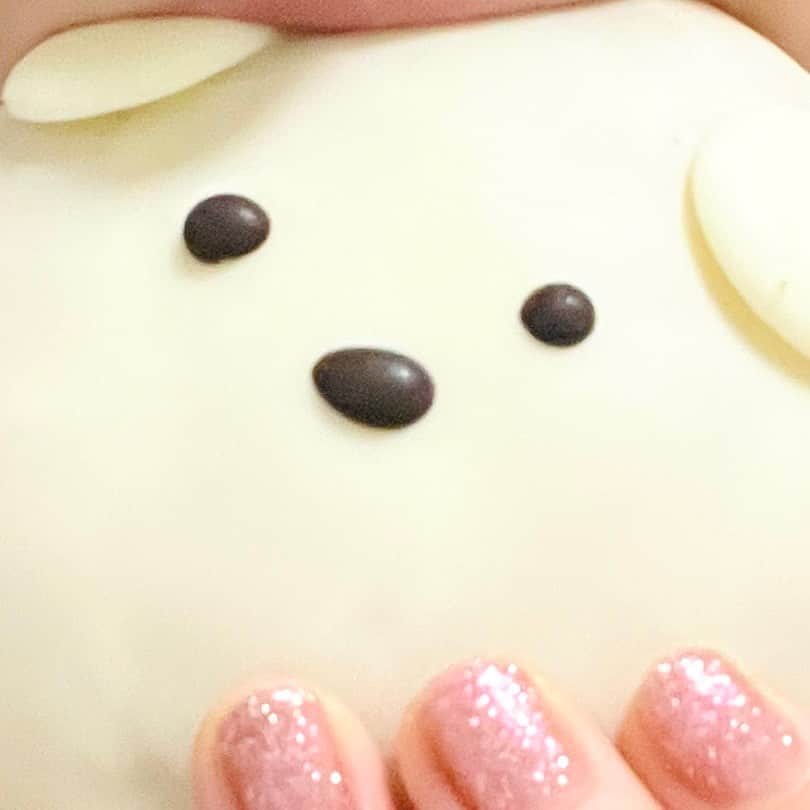 鈴木絢音のインスタグラム：「甜甜圈🤍」