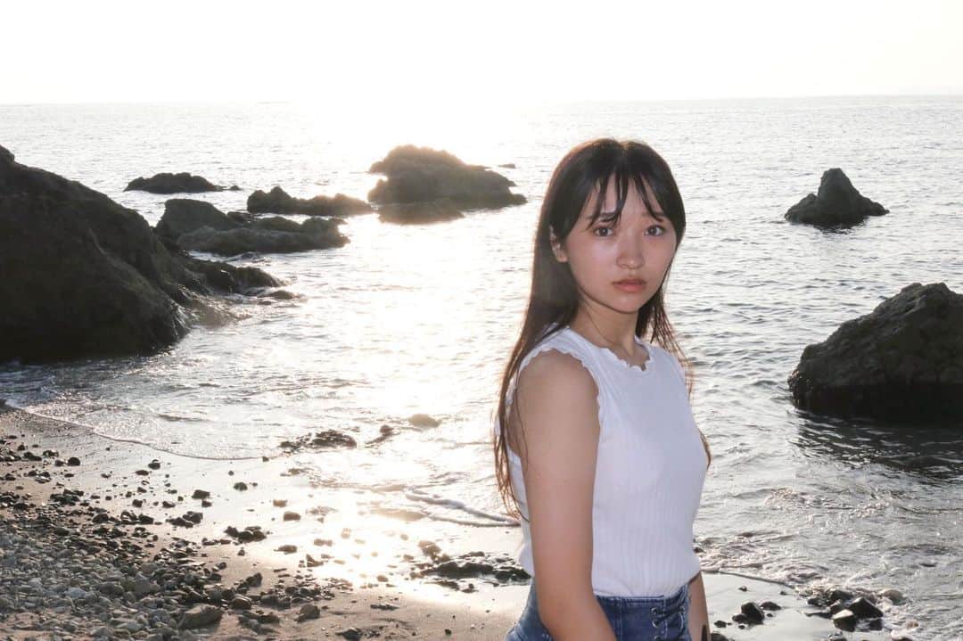 前野えまさんのインスタグラム写真 - (前野えまInstagram)「good night ・ ・ #goodnight  #seaphotography  #naturephotography  #girlportrait #actress #actor #girl #photography #portrait #japanesegirl #portraitphotography #daily_phot_jpn #japan_daytime_view」9月19日 23時35分 - maeno_ema