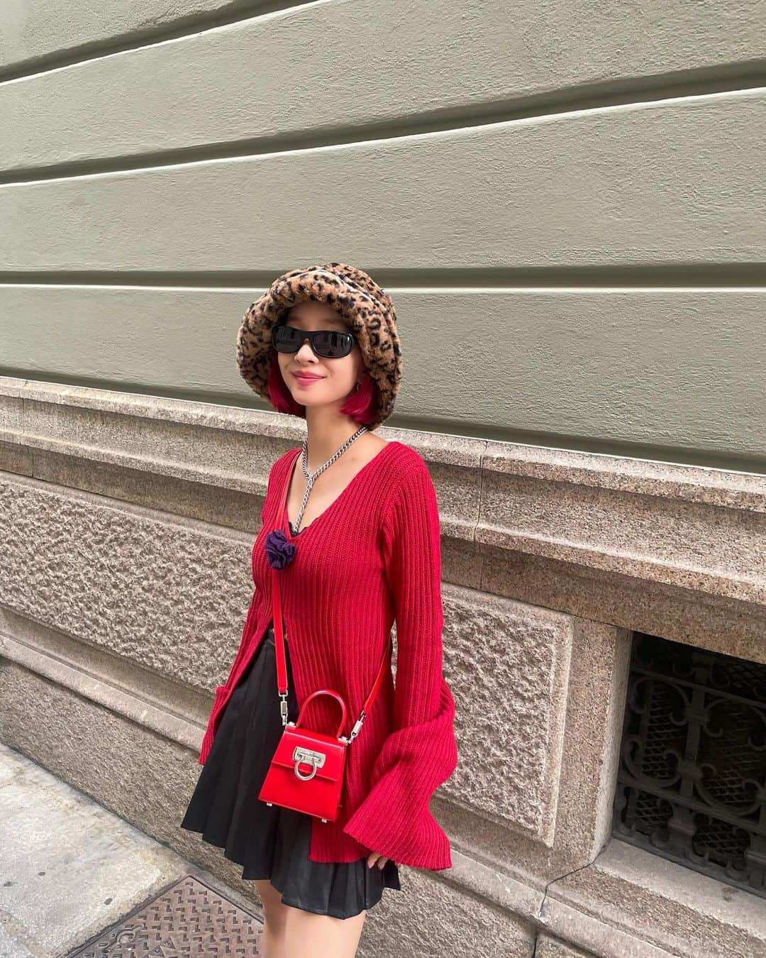 AMIさんのインスタグラム写真 - (AMIInstagram)「Ciao Milano❤️ ファッションウィークで昨日からミラノに入りました🇮🇹 今回も楽しみながらたくさん吸収して帰りたいと思います✨  #amiayatrip #milanfashionweek」9月19日 23時42分 - amixxamiaya