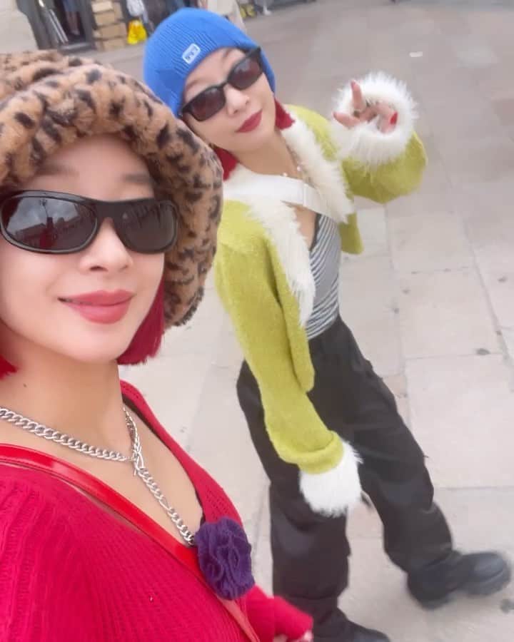 AMIのインスタグラム：「Ciao Milano❤️ ファッションウィークで昨日からミラノに入りました🇮🇹 今回も楽しみながらたくさん吸収して帰りたいと思います✨  #amiayatrip #milanfashionweek」
