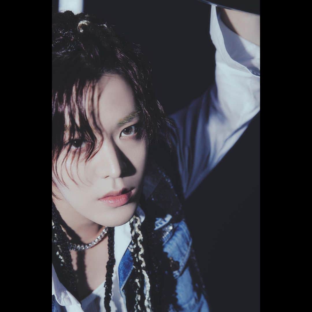 NCT 127さんのインスタグラム写真 - (NCT 127Instagram)「‘Fact Check’ Chandelier ver. #YUTA   【Fact Check - The 5th Album】 ➫ 2023.10.06 1PM (KST)  💿Pre-save&add https://NCT127.lnk.to/FactCheck  #NCT127 #FactCheck #不可思議 #NCT127_FactCheck #NCT127_FactCheck_불가사의 #FactCheck_불가사의_不可思議」9月20日 0時03分 - nct127