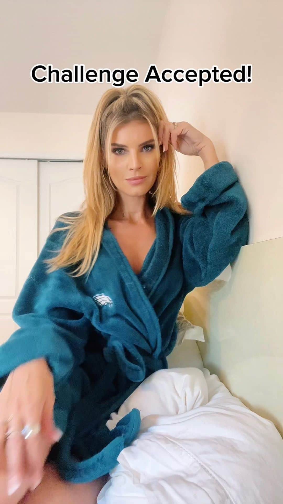Ashley Haasのインスタグラム：「Name a sound better than that! 3 best/funniest win… to be clear you win bragging rights I haven’t hit the lottery yet 😝」