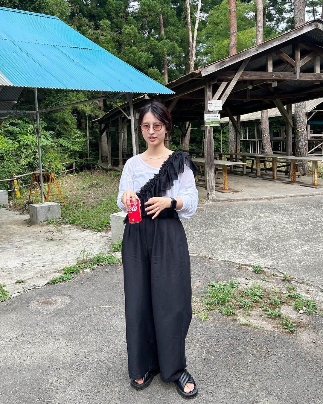 えぐっちょさんのインスタグラム写真 - (えぐっちょInstagram)「ちょっと前のお話ですが…  リニューアルの前のお休みをみんなで集まって 朝から夜まで…🍺  ひっさしぶりに初めて全員集まったけど… 夜が1番盛り上がったか🤓  #kastane仙台 #お休み #バーベキュー #bbq #仙台 #プラネタリウム  #フリル #最後の夏休み #モノトーン #モノトーンコーデ #イエベ #イエベ秋 #骨格ウェーブ #骨格ウェーブコーデ」9月20日 0時36分 - eguccho02
