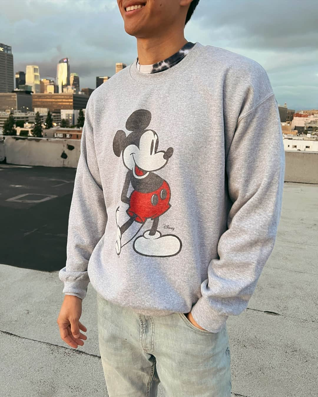 ジャンクフードのインスタグラム：「Your fave Disney Mickey Mouse 🤝 cozy fleece  © Disney」