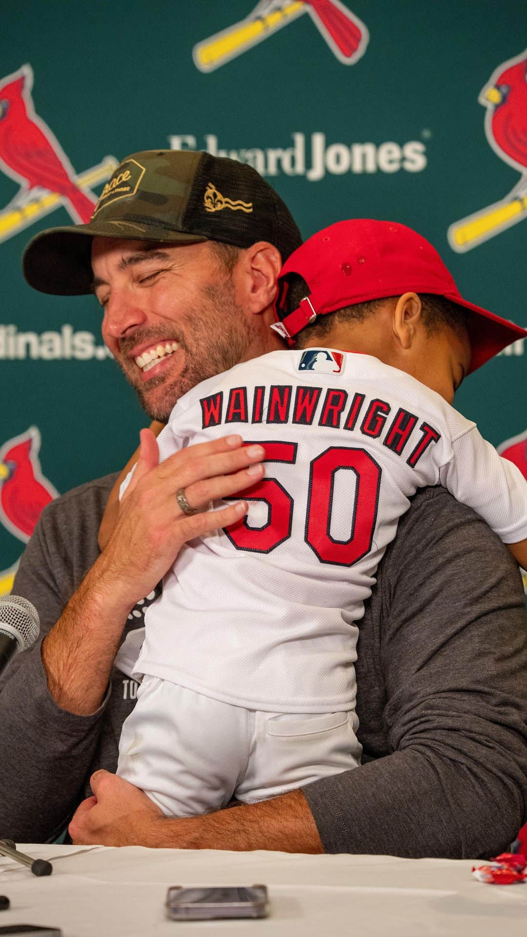 セントルイス・カージナルスのインスタグラム：「Caleb & Waino 🥹」