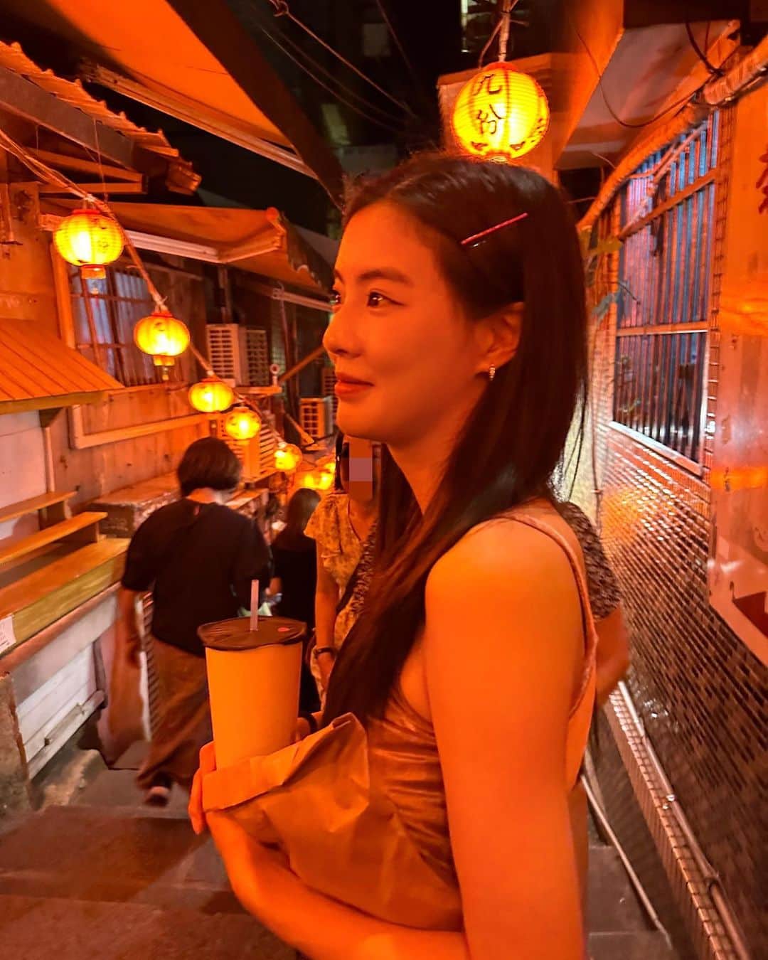 イ・ソンビンさんのインスタグラム写真 - (イ・ソンビンInstagram)「🏮❤︎︎❣︎♡︎♥︎ꨄ☻︎🏮」9月20日 0時40分 - sunbin_eyesmag