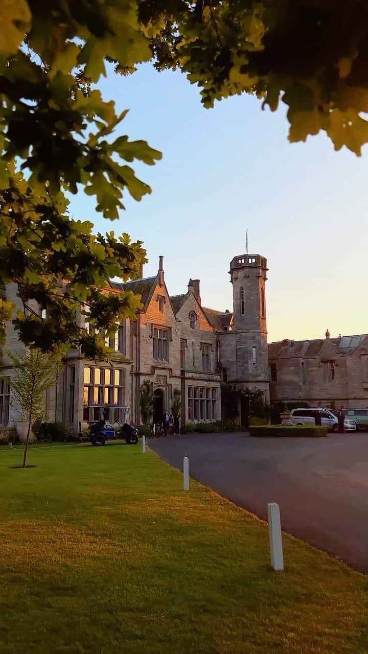 BEAUTIFUL HOTELSのインスタグラム：「Escape to the enchanting world of @schloss_roxburghe, where history meets luxury! 💫  Discover a peaceful retreat amidst picturesque Scottish landscapes, offering elegant rooms, indulgent spa treatments, and memorable activities for a truly unforgettable stay. 😌  🐾 Bring your furry friend along, as they’re a dog-friendly establishment.  What do you think of this hotel?  📍 @schloss_roxburghe, United Kingdom 📽 @cshep @andrewjmes 👫 @lydiahelen_ tristancameronharper @elinagavare @simonbinns 🎶 Ludwig Göransson - Can You Hear The Music」