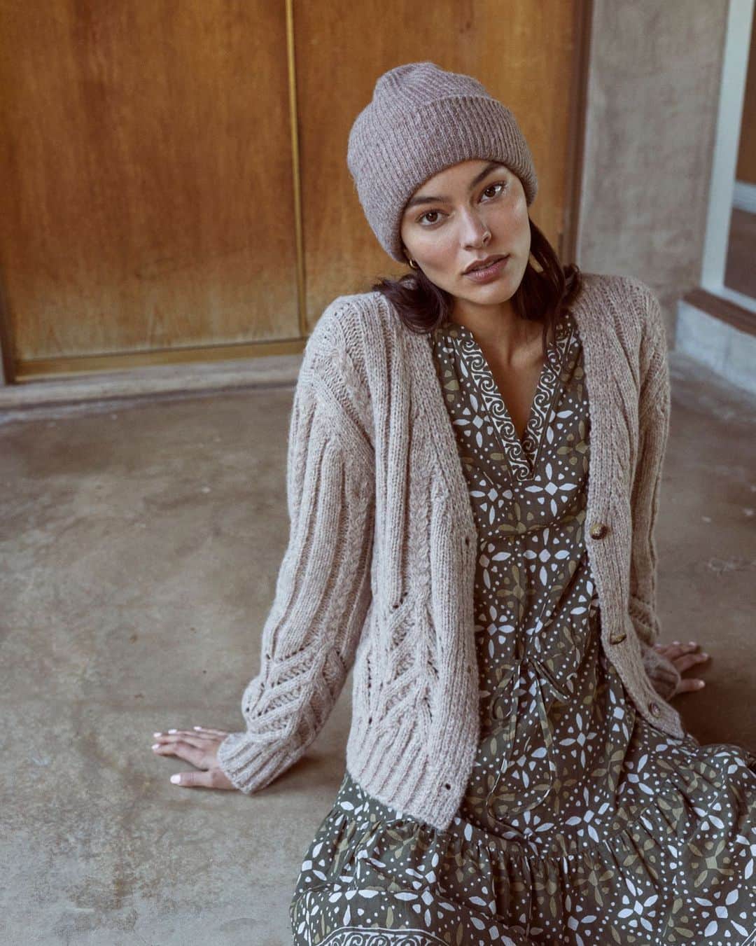 グラハム&スペンサーのインスタグラム：「Postcard from new arrivals 🤎 Explore the freshest fall offerings online now.」