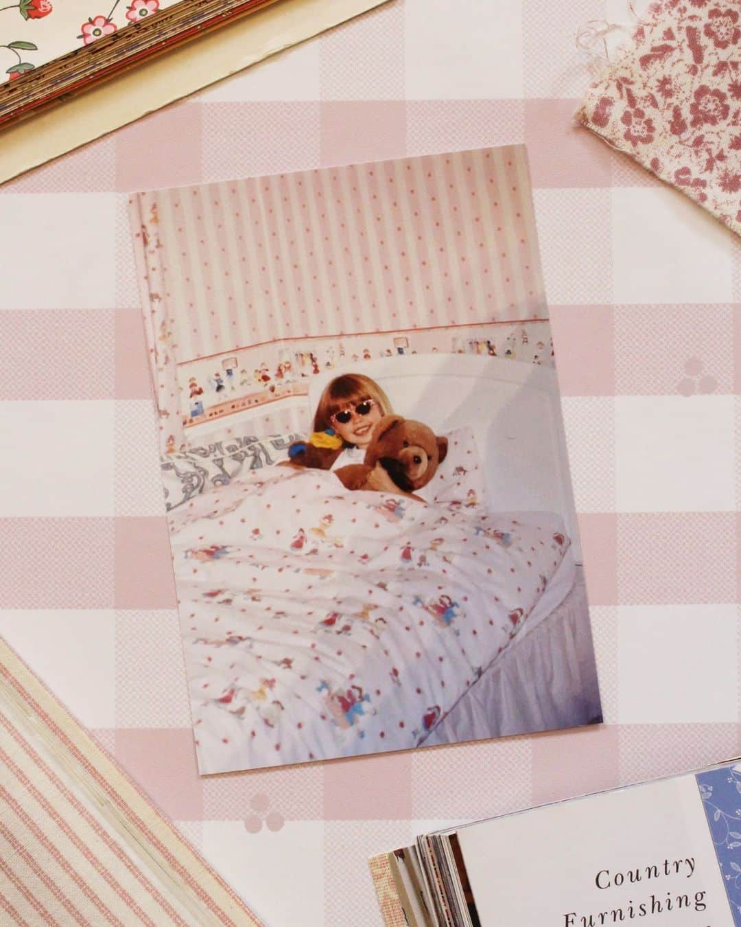 ローラアシュレイのインスタグラム：「So many of us have our own Laura Ashley story, and as part of our 70th Anniversary celebration, we want to look back together and remember your fondest Laura Ashley memories.⁣⁣ ⁣⁣ Whether it's your earliest memory of your childhood bedroom or how your Laura Ashley wedding dress made you feel on your special day, we want to hear and see it all.⁣⁣ ⁣⁣ We would like to encourage you to share your memories, photos or videos with us (through posts, comments, private messages or email) with the #MyLauraAshleyStory, so that we can save these memories as part of the Laura Ashley legacy for years to come.⁣⁣ ⁣⁣ If you would like to email your submissions to us, please do so at hello@lauraashley.com.⁣⁣ ⁣⁣ By sharing your memories, you may even be featured in upcoming Laura Ashley campaigns. Read our full T&Cs of how your memory will be stored and used at the link in our bio.」