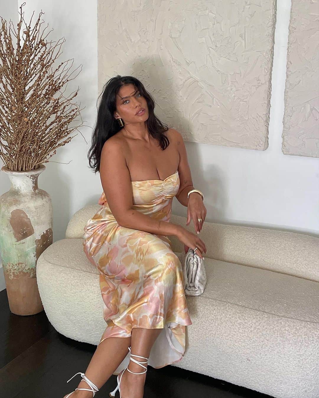 La'Tecia Thomasのインスタグラム：「soft ☁️🌼🍦」