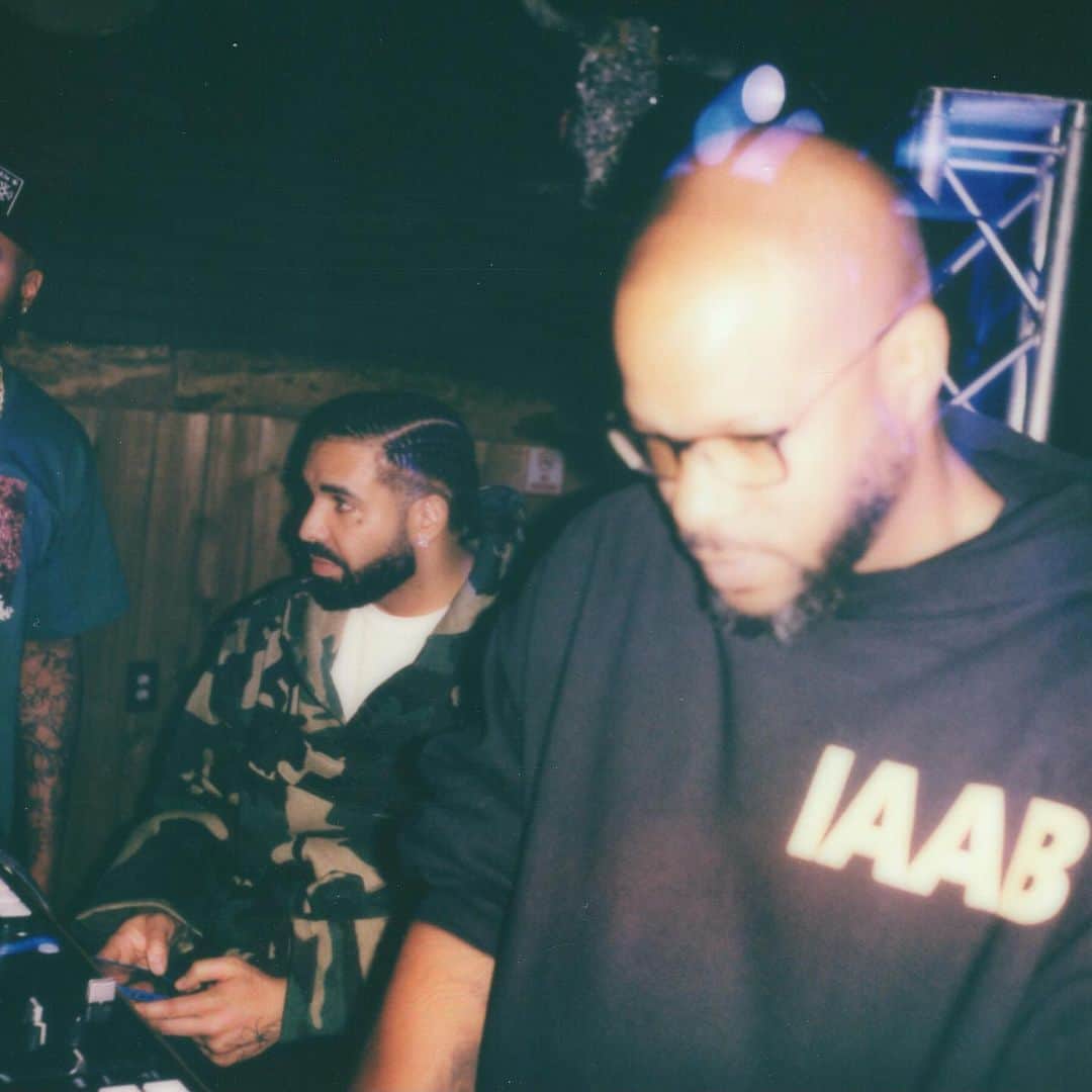 ドレイクさんのインスタグラム写真 - (ドレイクInstagram)「She my little Houston hobby.」9月20日 7時38分 - champagnepapi