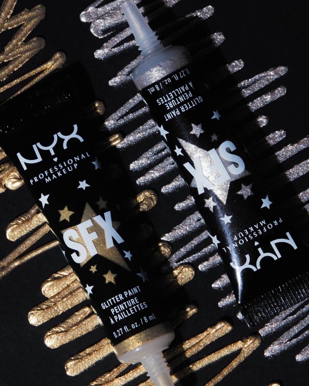 NYX Cosmeticsさんのインスタグラム写真 - (NYX CosmeticsInstagram)「the glitters are glittering ✨ say hello to our new SFX Glitter Face & Eye Paints.  🌟 easy glide & smear-resistant formula 💫 precise tip for easy application 💚 #vegan formula  #NYXCosmeticsxUniversalMonsters #nyxcosmetics #halloween」9月20日 3時00分 - nyxcosmetics