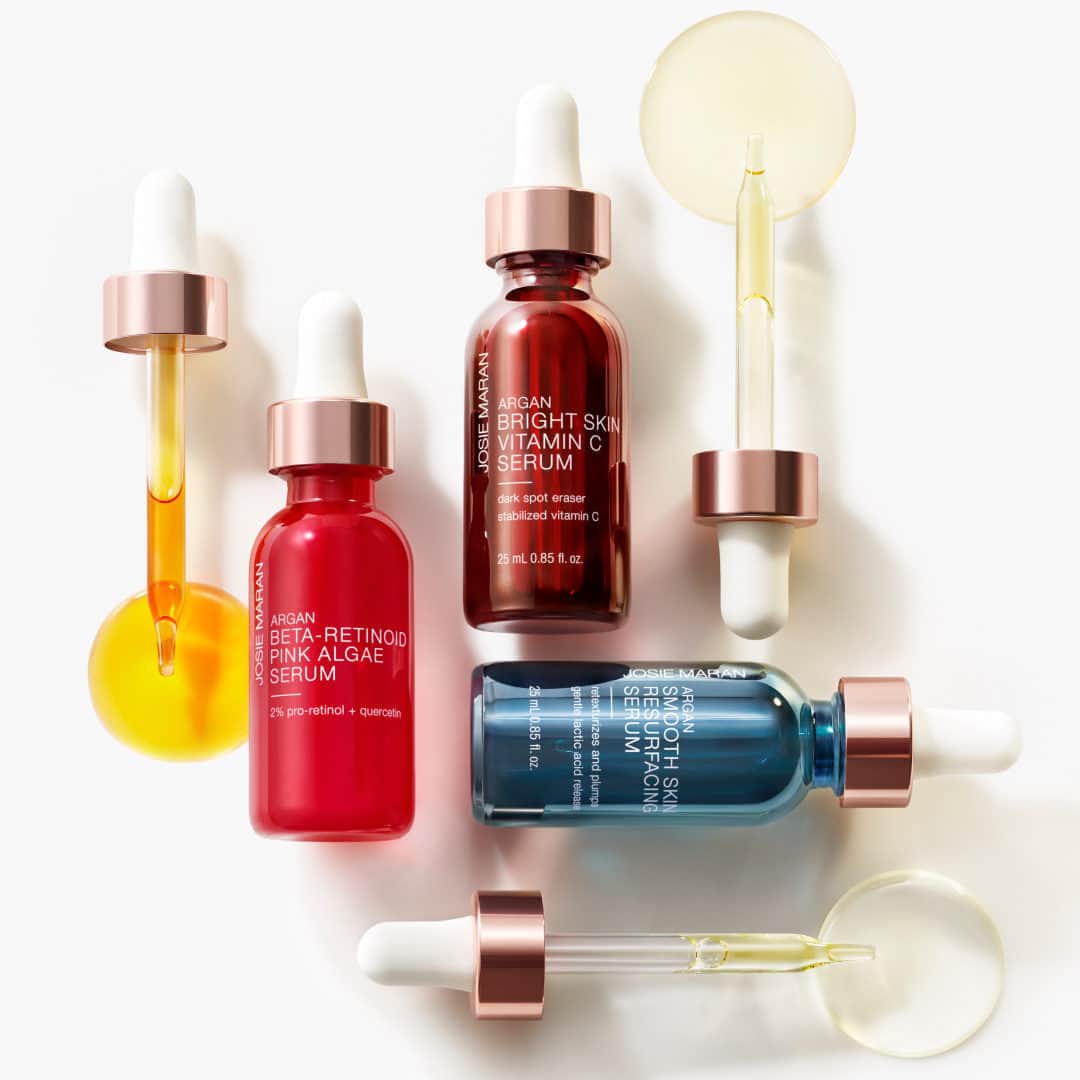 ジョジー・マランのインスタグラム：「The serum trio that does it all, literally. 🪄 Whether you want to brighten, resurface, plump, improve redness, or hydrate. These three have you covered. ✨」