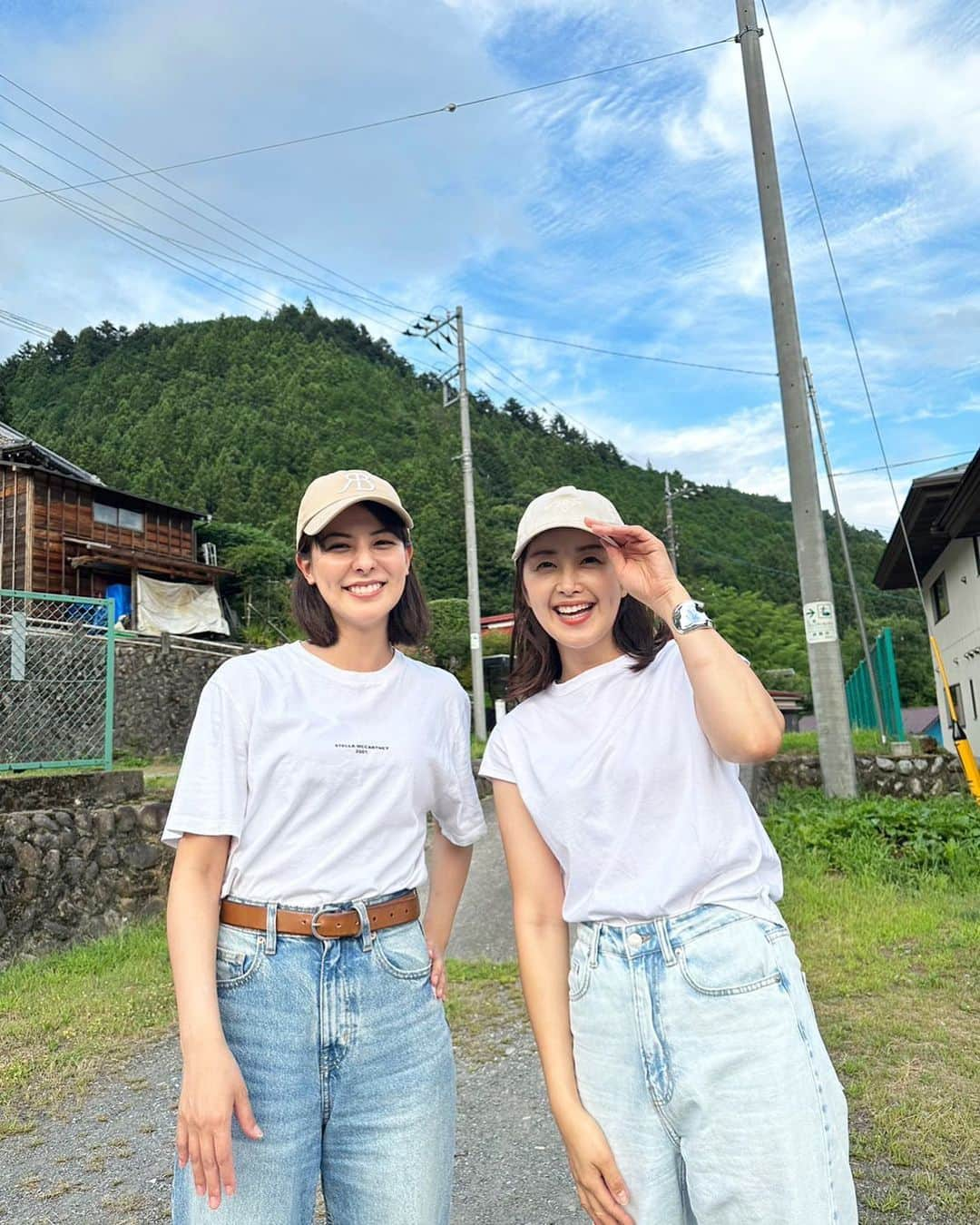 藤井美菜さんのインスタグラム写真 - (藤井美菜Instagram)「.  『駐在刑事SP 2023』の放送は、テレビ東京にて 9月25日(月) 20時00分～21時54分です🙆🏻‍♀️  現場で笛木さんを見つけるたびに嬉しくてお喋りが止まらなくなる私です。  いつもあったかく聞いてくださってありがとうございまーす☺️💓  “주재형사special 2023” 방송은  일본 TVTokyo 에서 9월 25일 월요일 20:00〜21:54입니다🙆🏻‍♀️  현장에서 유민언니 만날때마다 수다가 멈추지가 않는 저입니다 ㅋㅋ 항상 따뜻하게 들어줘서 정말 고마워요 언니~~☺️💓  #駐在刑事SP2023 #駐在刑事 #テレビ東京」9月20日 15時33分 - fujii_mina_0715