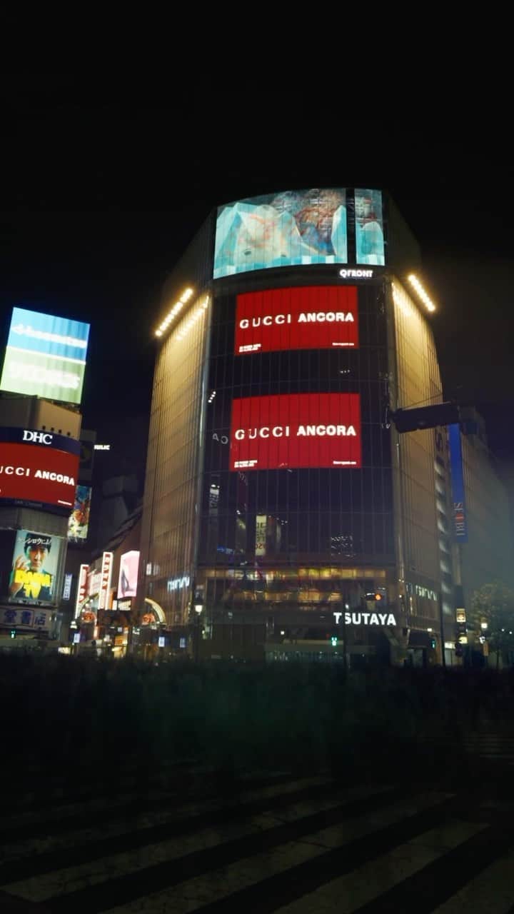 グッチのインスタグラム：「In the streets, Ancora   Shanghai / Napoli / New York / Seoul / London / Tokyo / Firenze / Bangkok   #GucciAncora」