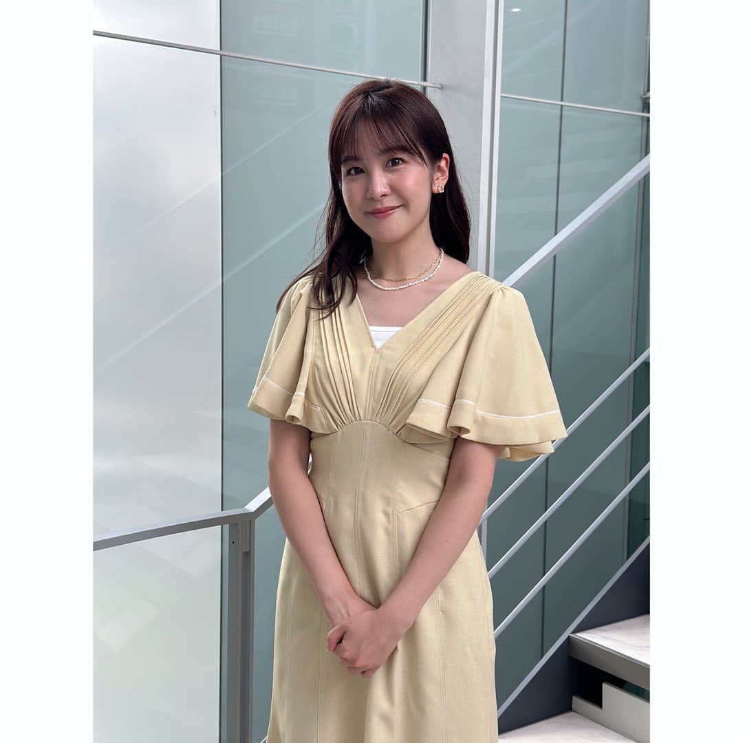 林美桜のインスタグラム：「👗 #ワイドスクランブル #衣装 1.2 ワンピース @herlipto アクセサリー @star_jewelry_girl  3.4 ワンピース @herlipto アクセサリー @joueteofficial  5.6 ブラウス @celford_official パンツ @icb_jp アクセサリー @star_jewelry_girl  7.8 ワンピース @superiorcloset_ined_official アクセサリー @star_jewelry_girl  9 ワンピース @herlipto アクセサリー @star_jewelry_girl」