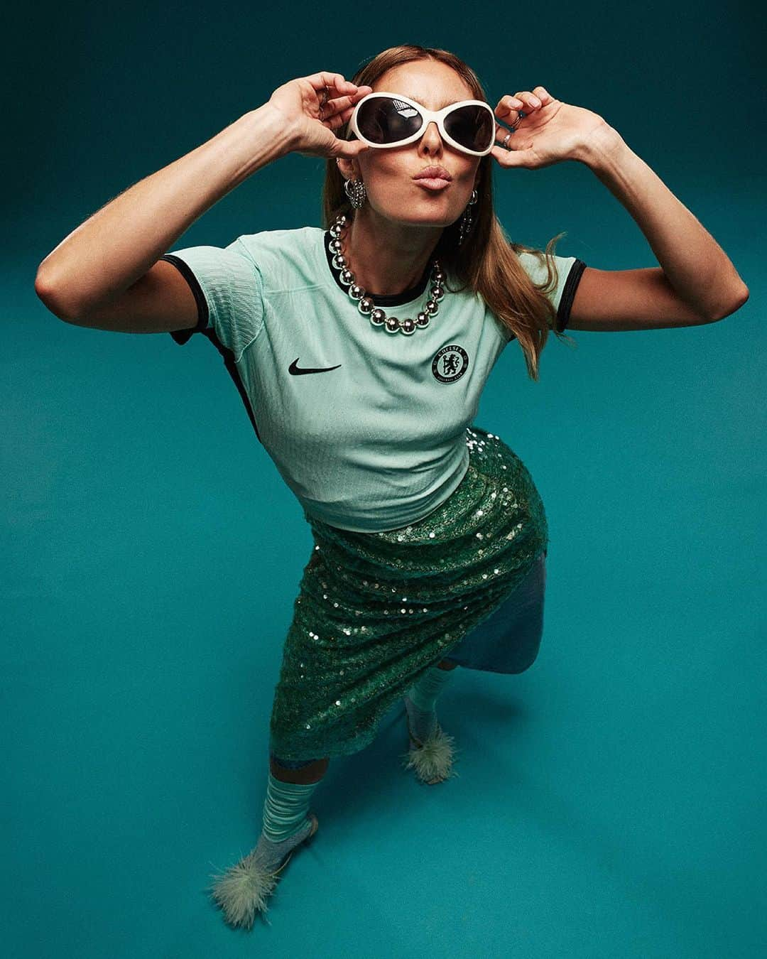 チェルシーFCさんのインスタグラム写真 - (チェルシーFCInstagram)「Our 23/24 @nikefootball third kit is available from the megastore and official online store now!   #ThePrideOfLondon」9月20日 16時27分 - chelseafc