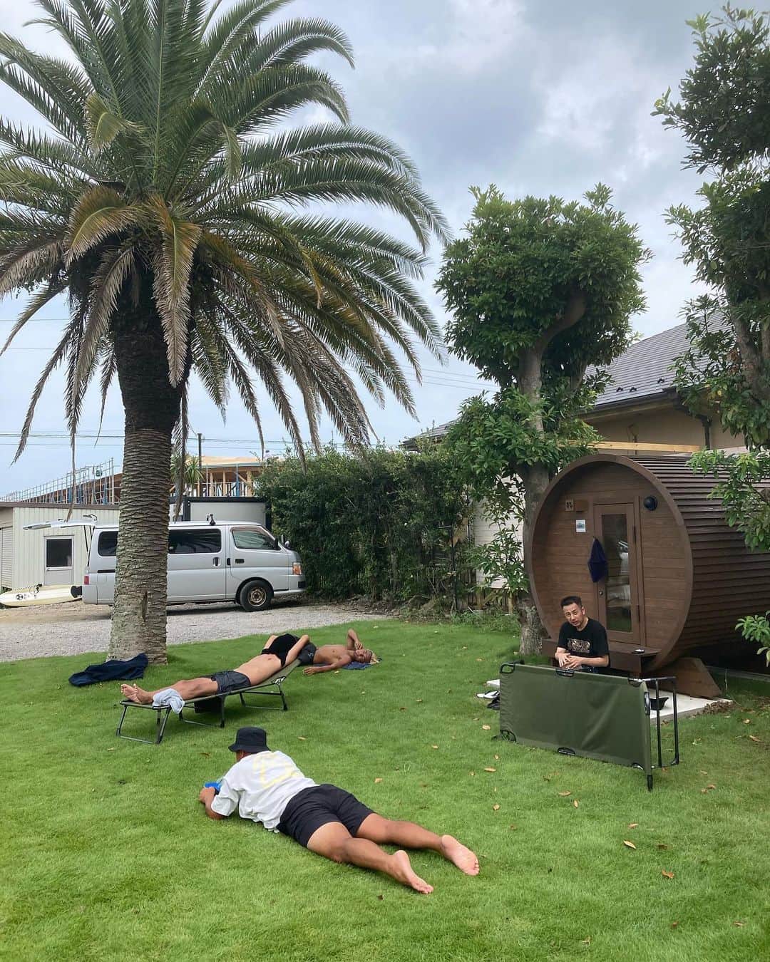佐藤大樹さんのインスタグラム写真 - (佐藤大樹Instagram)「佐藤のアナザースカイことSLOWLYにサウナがオープン♨️ 世界中から人来ちゃうよ🏄  #slowly #千葉 #一ノ宮 #サウナ #サーフィン #サーフショップ」9月20日 16時41分 - kumamushi_sato