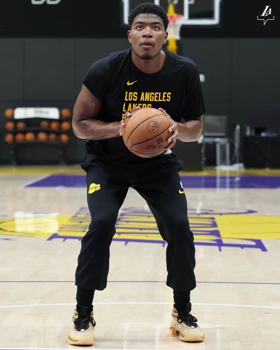 Los Angeles Lakersさんのインスタグラム写真 - (Los Angeles LakersInstagram)「Work doesn't stop.」9月20日 8時04分 - lakers