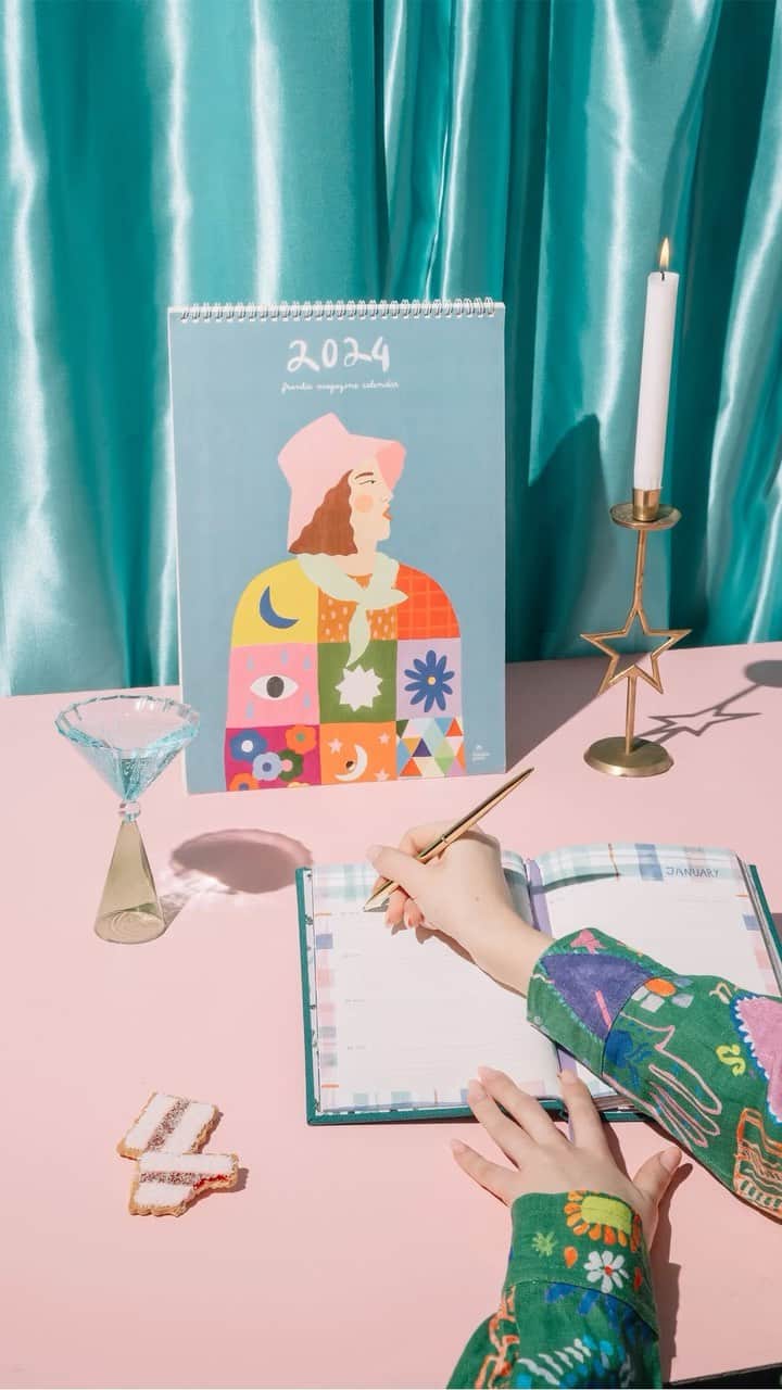 のインスタグラム：「look who’s here! that’s right, folks – the 2024 diary and calendar is now available online and in your fave stores for you to buy and treasure forever!  for our 2024 diary, we enlisted the help of aussie designer @tarawhalley. each month features her vibrant and whimsical designs from pretty butterflies, fancy fungi and even a starry night sky. wrapped up in our lush teal cover are your organisational faves like monthly budgeting pages, super-cute stickers, tear-out bookmarks and extra note space.   the 2024 calendar is brimming with colourful artworks from some of our favourite artists from australia and beyond. plus, each month has a handy perforated edge so you can tear it out and display as an individual print!   shop these frankie favourites online at frankie.com.au/shop or go to frankie.com.au/find to find your closest stockist. we can’t wait for you to have these special pieces in your hands.」