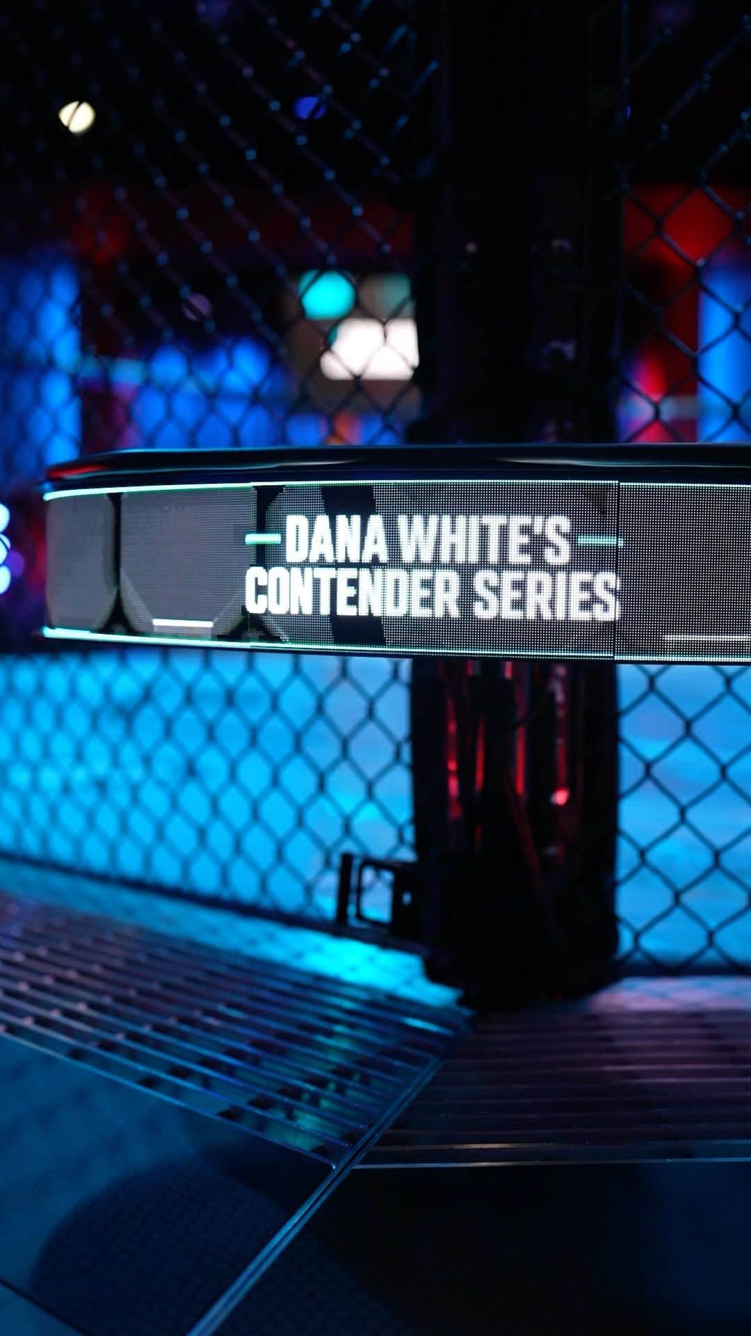 UFCのインスタグラム：「We are LIVE ‼️  Tune in to ESPN+ now for #DWCS Week 7 👊」