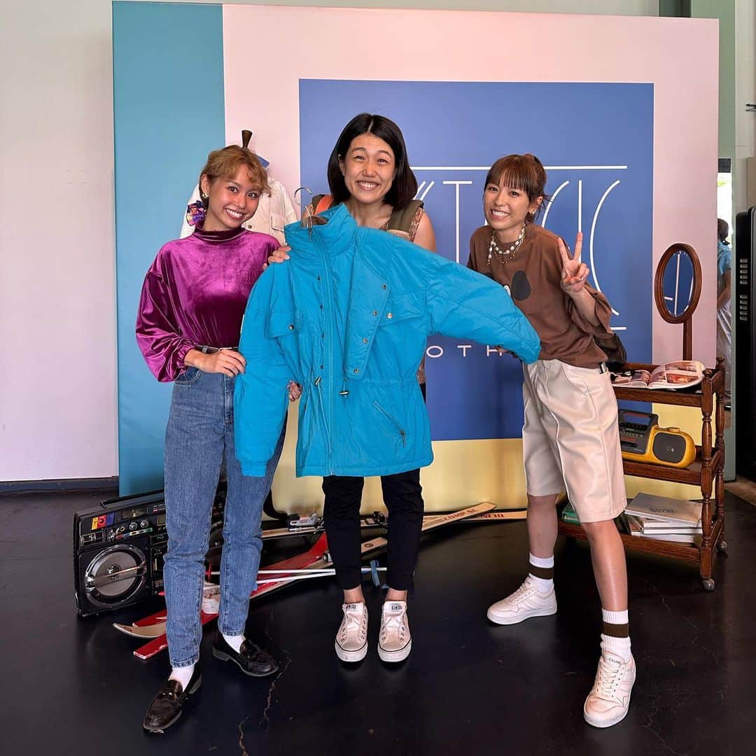 のインスタグラム：「#pecoちゃんと若槻千夏さんの展示会に行ってきましたーー！ #pecoちゃん新ブランドおめでとうーーー！ #pecoちゃんとは毎週会ってる勢いで若槻さんのお話もたくさん聞いてて #お会いできてとってもうれしーーー！！ #うふ！」