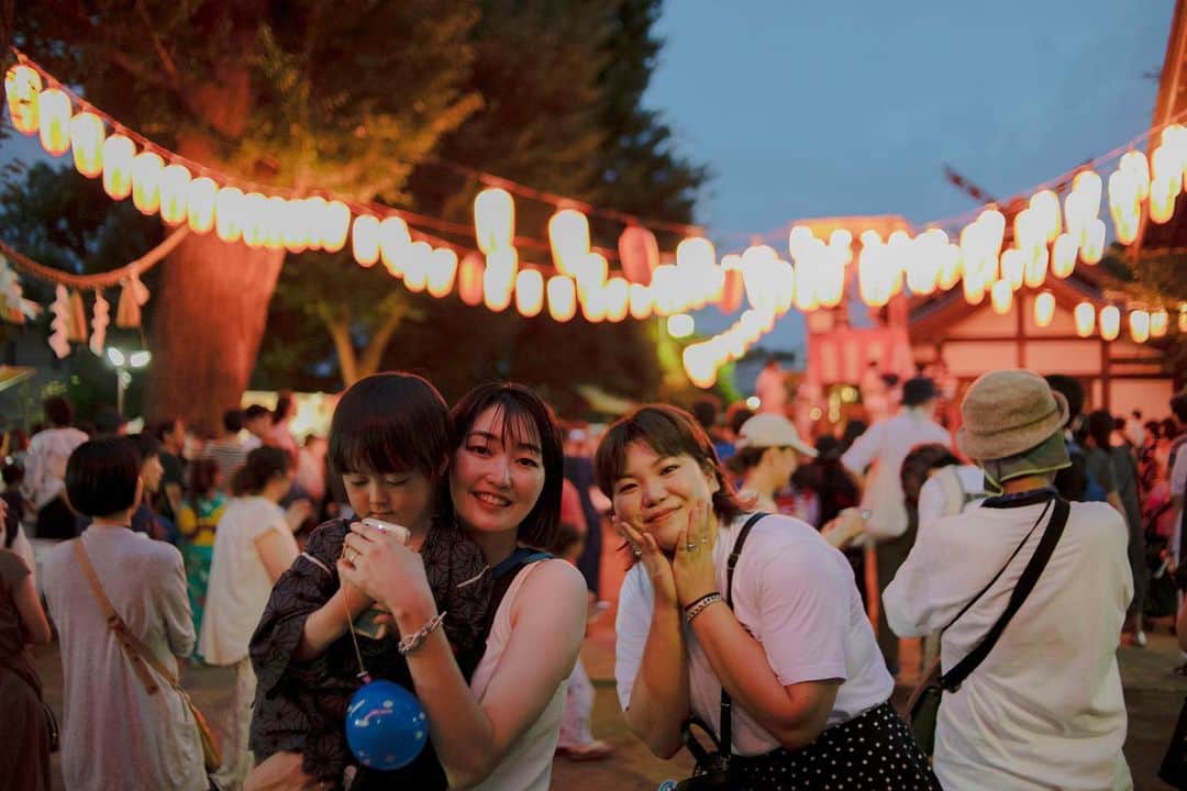 福田瞳さんのインスタグラム写真 - (福田瞳Instagram)「7月に行ったお祭り。 気づけば9月か！いやはや、はやいな。 ご近所ズ。 本当近所に友達住んでるって楽しい！笑笑♡  special thanks @kaneko_wedding  @t.mami.31」9月20日 9時09分 - fukudahitomi610