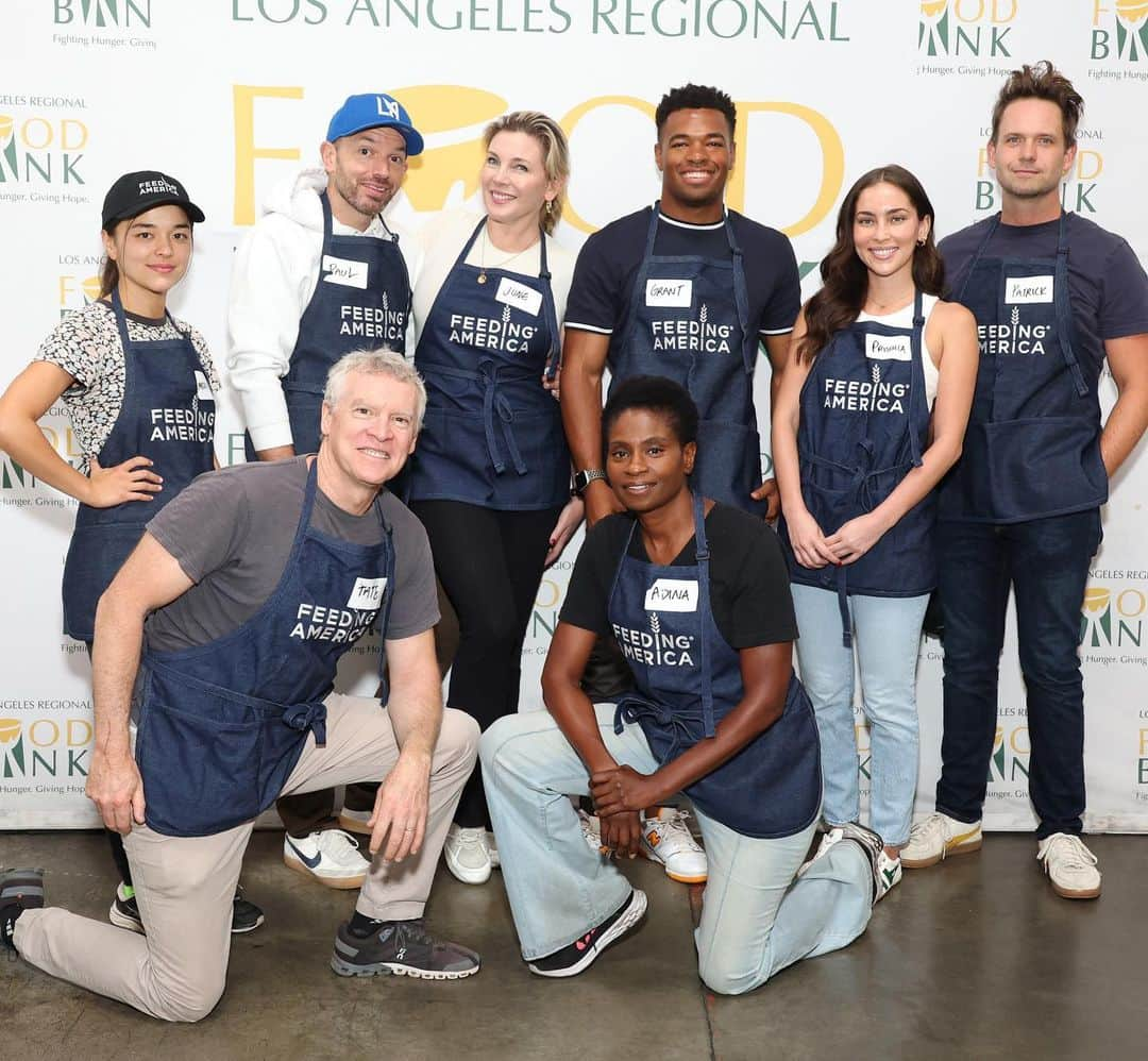 ジューン・ダイアン・ラファエルのインスタグラム：「Friday was Hunger Action Day and I joined @FeedingAmerica and @LAFoodBank to help spread awareness of food insecurity. Every action―big or small―is one step closer to an America where no one is hungry. This September, during #HungerActionMonth, join the movement to end hunger by volunteering or advocating: feedingamerica.org/hungeractionmonth」