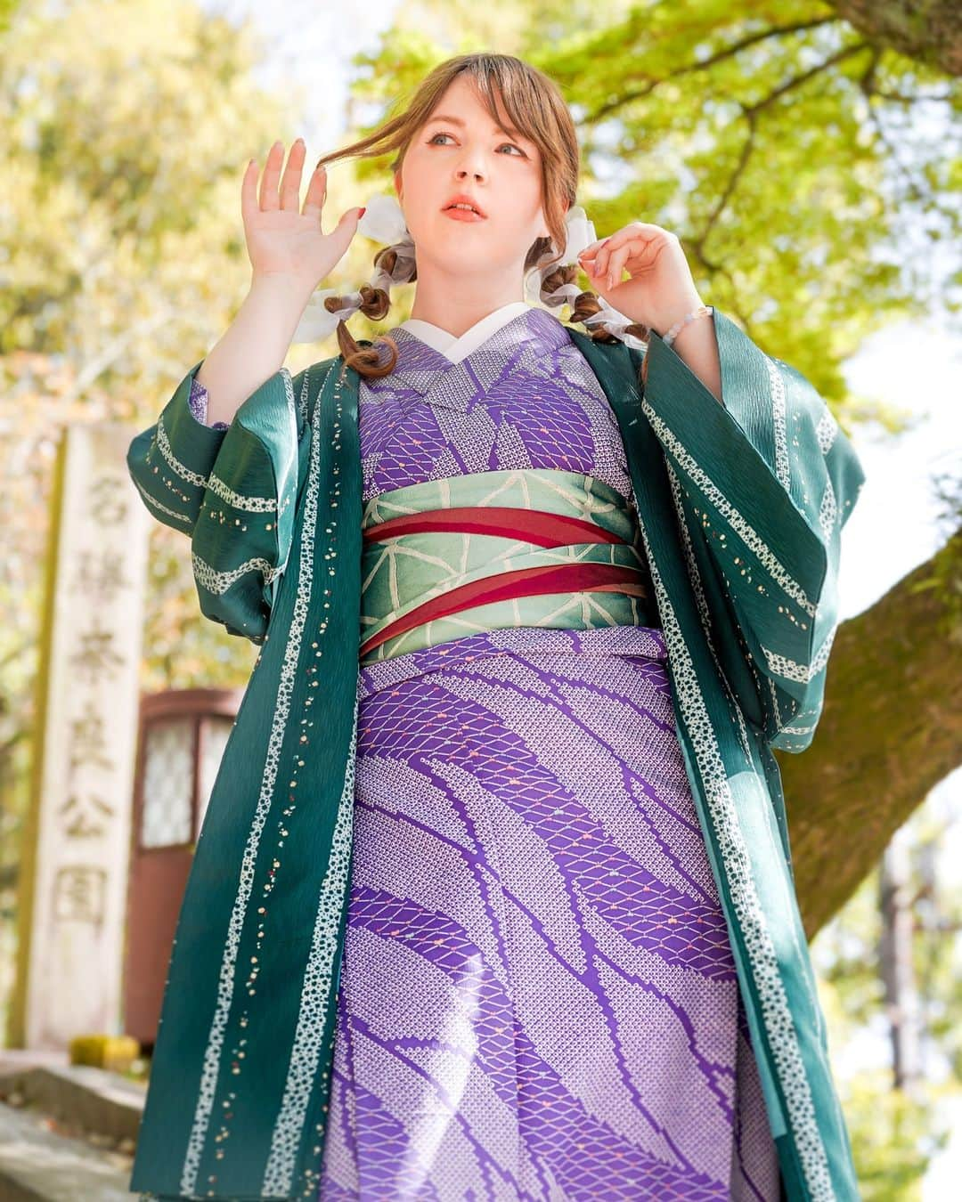 ジューン・ラブジョイさんのインスタグラム写真 - (ジューン・ラブジョイInstagram)「🦌 Let's have a walk in the forest of Nara 🦌⠀ I really recommend having a kimono experience when visiting Japan, it's really fun 💕⠀ ⠀ Promenons-nous dans les bois de Nara ! Je vous recommande vraiment de faire l'expérience une fois de porter un kimono lors de votre voyage au Japon, c'est vraiment amusant !⠀ ⠀ 📸 kyarolovejoy ⠀ ⠀ #cute #model #japan #kimono #tourisme #tourism #nara #ootd⠀」9月20日 11時15分 - junelovejoyy