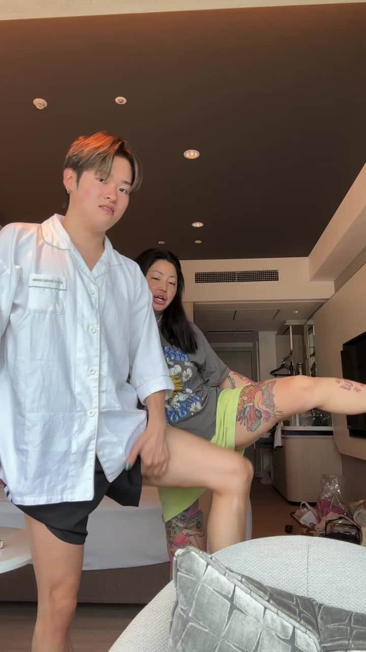 たけたろうのインスタグラム：「屁した(残り5:55あたりから見て爆笑)」