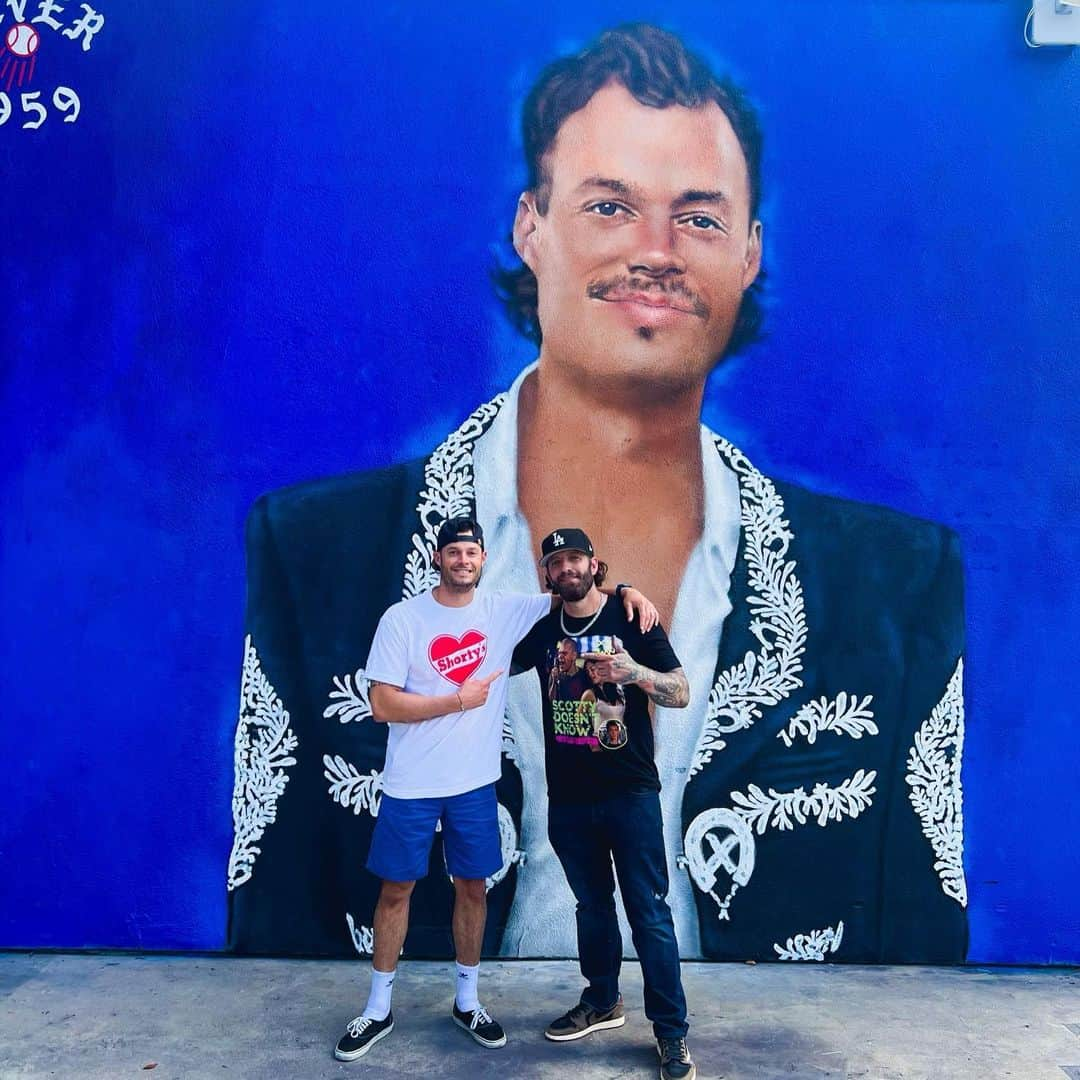 アシュリー・ケリーさんのインスタグラム写真 - (アシュリー・ケリーInstagram)「Mariachi Joe lives on at THE Dodgers Stadium 🔥 THE ridiculously talented @never1959 has done it again. Go see Knox, Crue, Blake & Kai’s Daddy in the left field reserve level. Man, if you would’ve told me that my future husband’s chest would be featured so heavily on a beautiful mural inside Dodger Stadium, I would’ve told you that I 100% knew that this was going to happen.」9月20日 11時46分 - ashleynicokelly