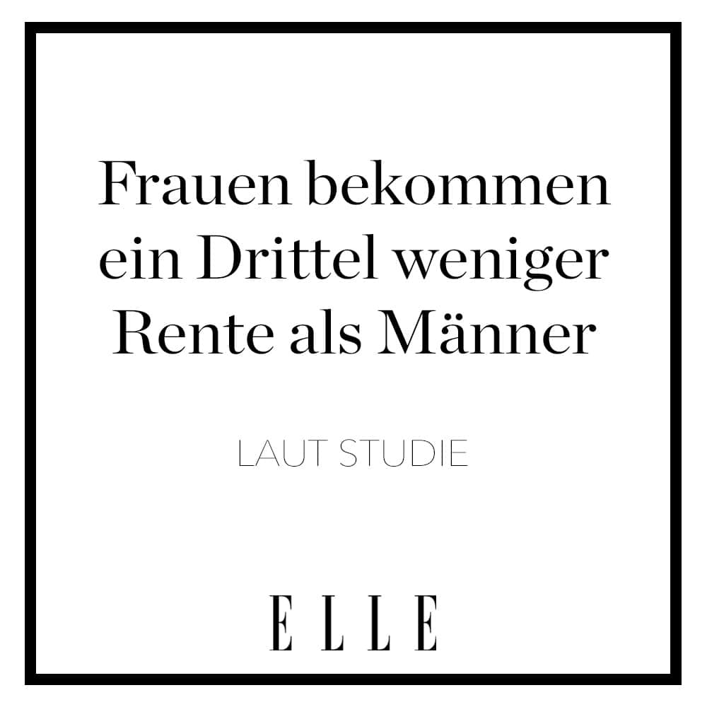 ELLE Germanyさんのインスタグラム写真 - (ELLE GermanyInstagram)「Männer ab 65 Jahren hatten laut neuer Daten des Statistischen Bundesamts  durchschnittlich 25.407 Euro an Alterseinkünften zur Verfügung, gleichaltrige Frauen nur 17.814 Euro. Und da ist schon alles mit eingerechnet: Alters- und Hinterbliebenenrente, Pensionen und Renten aus individueller privater Vorsorge. Diese Ungerechtigkeit hat einen Namen: „Gender Pension Gap“. Und der liegt aktuell bei unglaublichen 30 Prozent. Mehr dazu auf Elle.de!  #genderpensiongap #gleichberechtigung #femaleempowerment #rente」9月20日 12時57分 - ellegermany