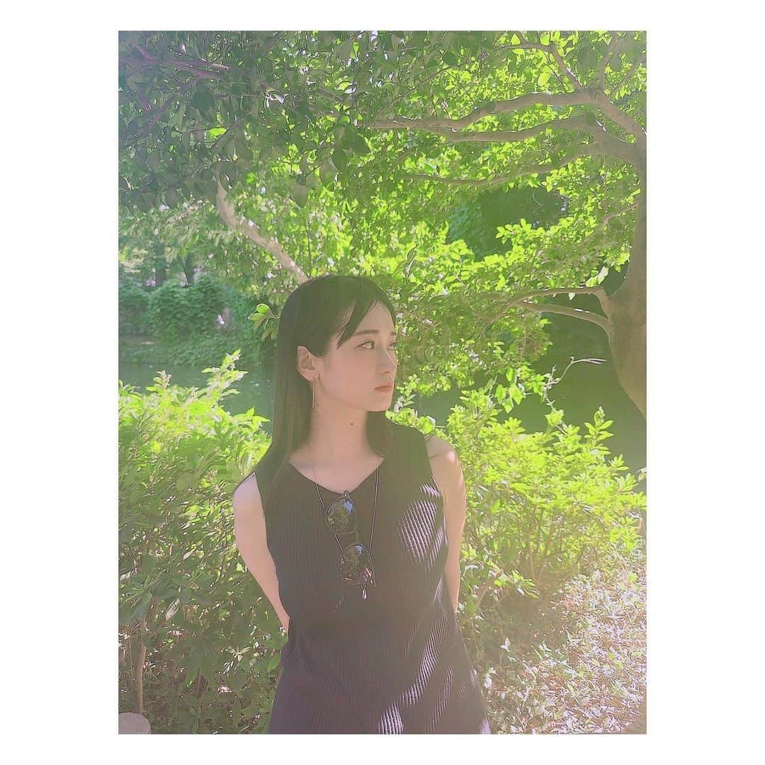 堀場美希のインスタグラム：「💚💚💚 お友達の誕生日をお祝いしたり美味しいもの食べたり公園で鴨の親子と戯れたり(*´-`)  #ティラミス #tiramisu #鴨 #親子 #蝉の抜け殻 #公園 #park #キャラメルフラペチーノ #夏の思い出 #summer」