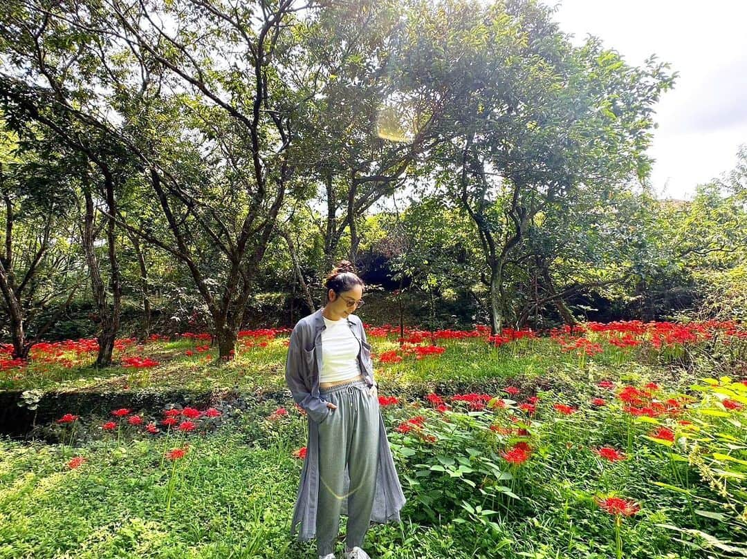 中上サツキのインスタグラム：「💐」