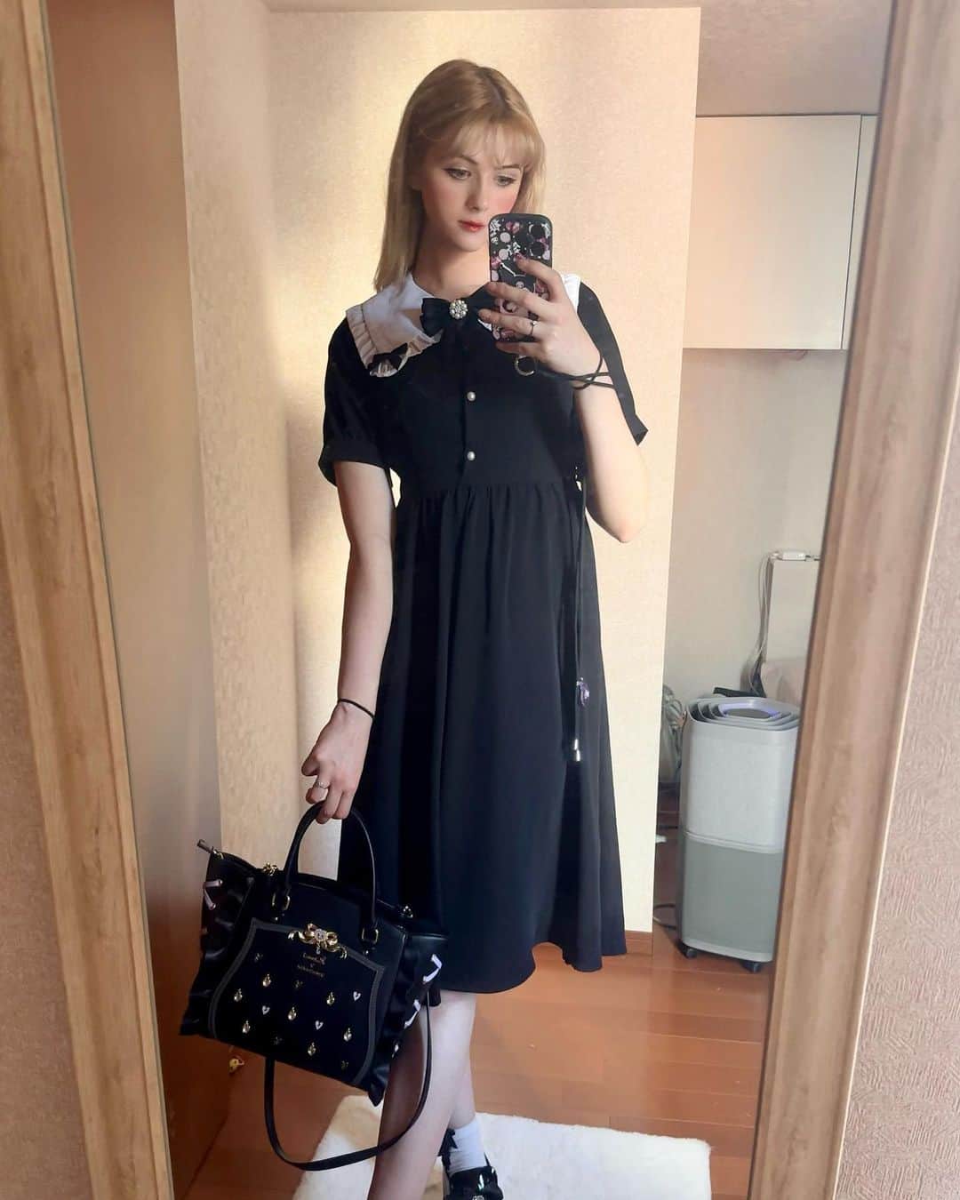 Hirari Ann（ヒラリー アン）さんのインスタグラム写真 - (Hirari Ann（ヒラリー アン）Instagram)「今日はこの洋服で原宿に出かけます👗 まだまだ東京は暑い😭💕💕💕  お洋服: @pinkpuff.official  #PR #harajuku」9月20日 14時13分 - hirariann