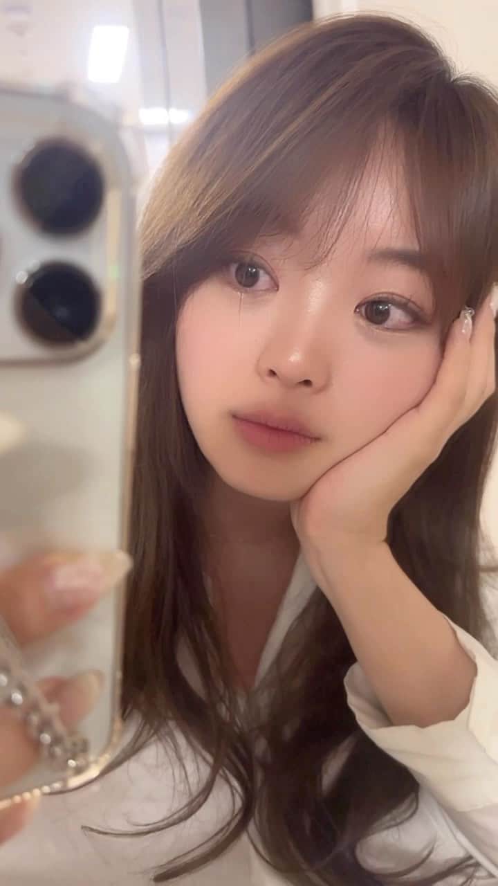 スヒョンのインスタグラム：「♥ 이 영상 반응 좋아서 피드로 슬쩍 👧🏻 𝑱𝒂𝒏𝒈𝒔𝒖𝒉𝒚𝒖𝒏」