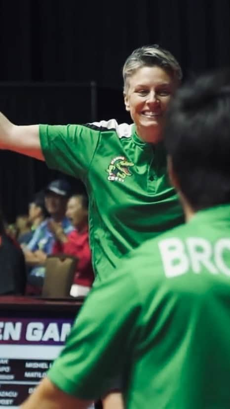 マチルダ・エコームのインスタグラム：「A day in Florida with the crocs 🐊 and the emotion that comes with the new golden game 🌟system from @majorleaguetabletennis ! 🔥」