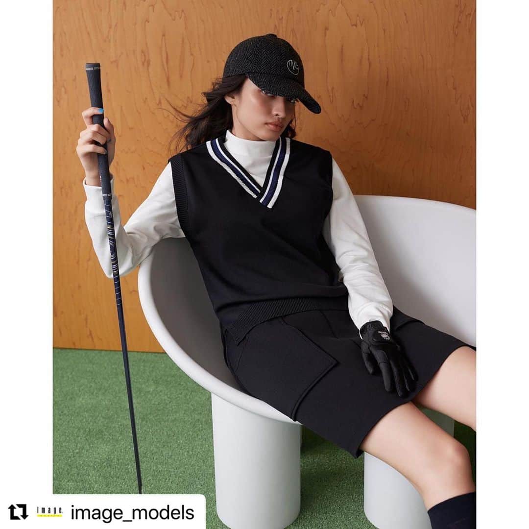 佐々木貞江さんのインスタグラム写真 - (佐々木貞江Instagram)「今季AWもオシャレ @tmg_golf   毎回新鮮に着こなし楽しみ　@offi.sakura  Thank you 💄 #アイライナーは入れ方でカジュアルに  #Repost @image_models with @use.repost ・・・ Sakura Endo for TMG 23AW  Ph: TISCH Hair: Takayuki Shibata(SIGNO) Make-up: Sadae Sasaki Sty: Naoko Toida  🔗 tmgmnlife.com   #tmg #sakuraendo #遠藤さくら  #image_models  #imagetokyo」9月20日 14時49分 - sadaebam