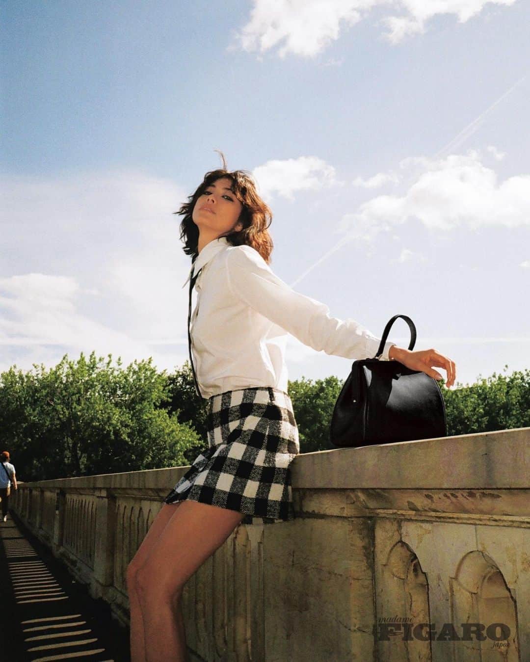 森星のインスタグラム：「@agnesb_officiel for @madamefigarojapon  40th anniversary since agnès b début in Japan. Félicitations! Merci! pht @miriam_marlene stylist @rena_semba  makeup @megumiitano  hair @asami6136」