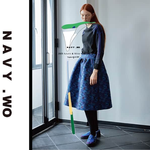 ネイビー ウォさんのインスタグラム写真 - (ネイビー ウォInstagram)「2023 AUTUMN / WINTER collection. “opposite “  Callalily sleeve knit  @navy.wo_snap_by.staff  #navywo#nagoya #shinjukuTakashimaya #takashimayastyleandedit #jiyugaoka #kokura #navywoofficial  #2023aw #knitting #callalily  #mode #callalily #flowers #Georgia O'Keeffe #okeeffe #manray   ユリのような白く美しい花を咲かせる、カラーリリーは、別名に海芋（カイウ）という名前がある。「海を渡ってきた芋」という意味。　名前から、そのものの足跡が想像できると世界がぐっと広がる。 navy woのコンセプトフラワー。」10月5日 9時34分 - navywo